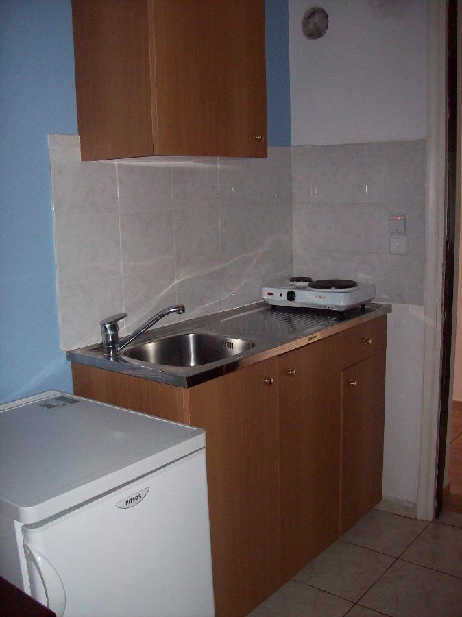 Petros Studios Порос Номер фото